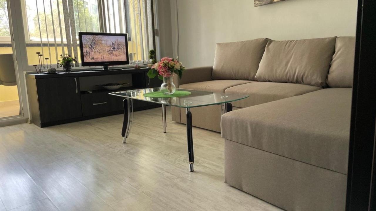 Apartamento Lotos Apartament Burgas Exterior foto